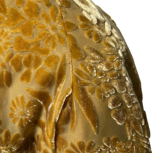 Coldwater Creek Mustard Yellow Velvet Burnout Blouse Size Small Floral Boho - Picture 11 of 16